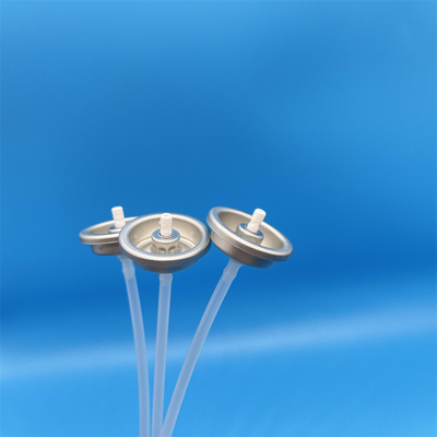 주문 자동 재고 및 사용 분석을 위한 RFID 태그가 장착된 스마트 커넥티드 WD-40 윤활 밸브. 온라인 제조